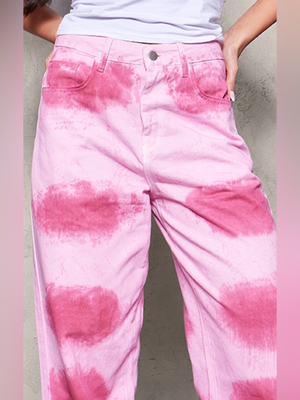 PrettyLittleThing Pink Denim Jeans - Picture 4 of 9